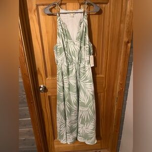 Tropical leaf print dress